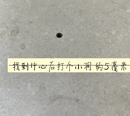 郎溪瓷砖空鼓维修公司专业解答在瓷砖铺贴过程中，如果砂料搅拌不均匀，将会带来以下问题